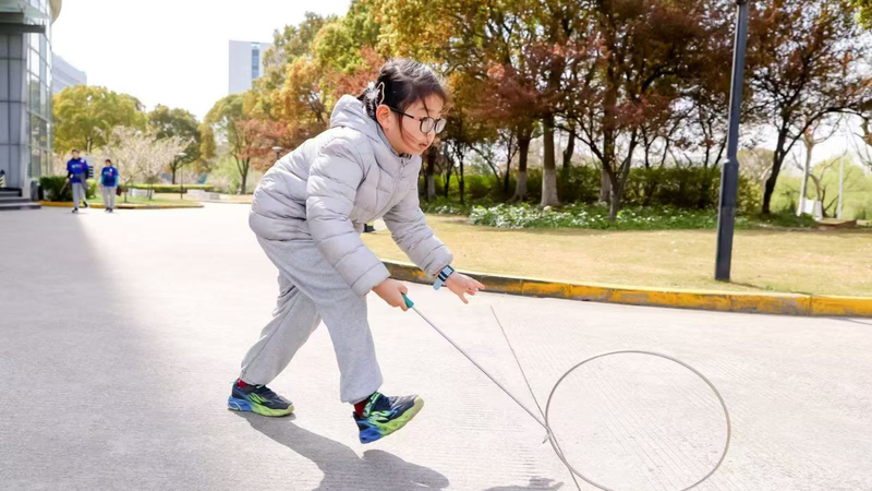 巴尔吉闪耀维拉马林，精彩进球与助攻助巴萨逆转贝蒂斯